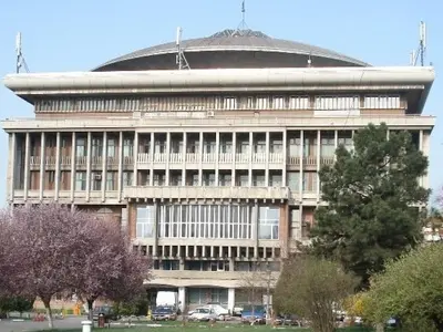 Universitatea Politehnca / Europa FM