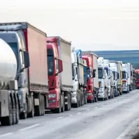 Coșmar în vămile României, pentru TIR-urile cu mărfă non-UE. Sistemul lansat la 1 august merge prost - Foto: INQUAM PHOTOS / Casian Mitu (Imagine cu rol ilustrativ)