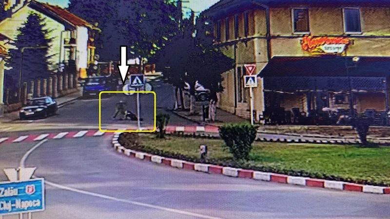 Doi bărbați au fost suprinși de camerele de supraveghere cînd se băteau în centrul Tășnadului Foto: presasm.ro