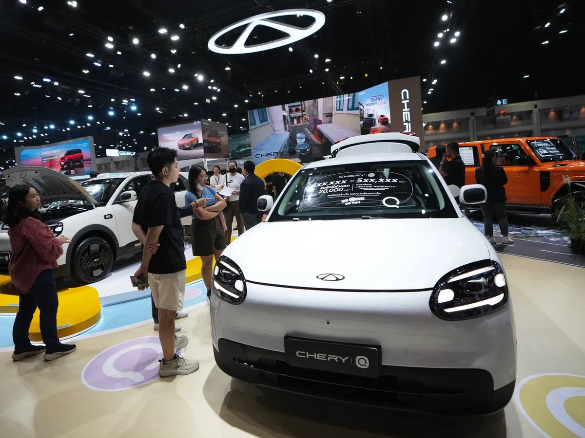 Producătorul auto chinez Chery crește producţia în Europa. Parteneriate cu producători care au fabrici