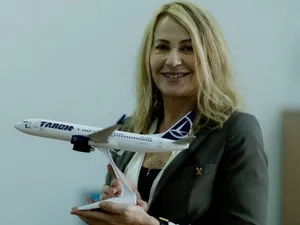 Un avion TAROM va purta numele de „Nadia Comăneci” - Foto: Facebook/TAROM