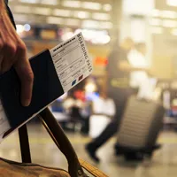 Pașaport și bilet de avion Foto: pexels.com (imagine cu rol ilustrativ)