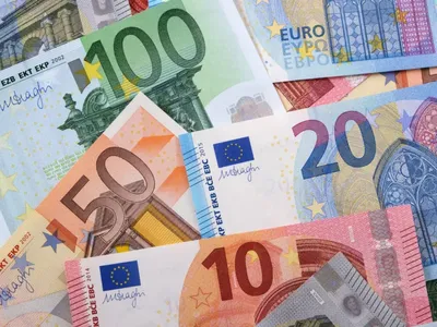 Bancnote euro - Foto: Freepik (Imagine cu rol ilustrativ)