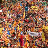 Separatiştii catalani, în stradă înaintea reluării negocierilor cu Madridul. / Foto: ft.com