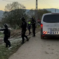Operațiunea Jupiter: 110 percheziții în România. Sunt vizate zeci de persoane - Foto: Poliția Română