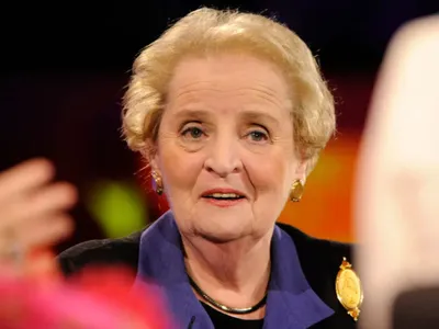 Madeleine Albright, prima femeie secretar de stat al SUA, care a susținut aderarea României la NATO, a decedat/foto: the hill