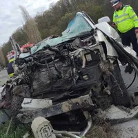 Un şofer în vârstă de 78 de ani a omorât trei oameni la Răcăciuni. Alte trei persoane, rănite grav. / Foto: news.ro