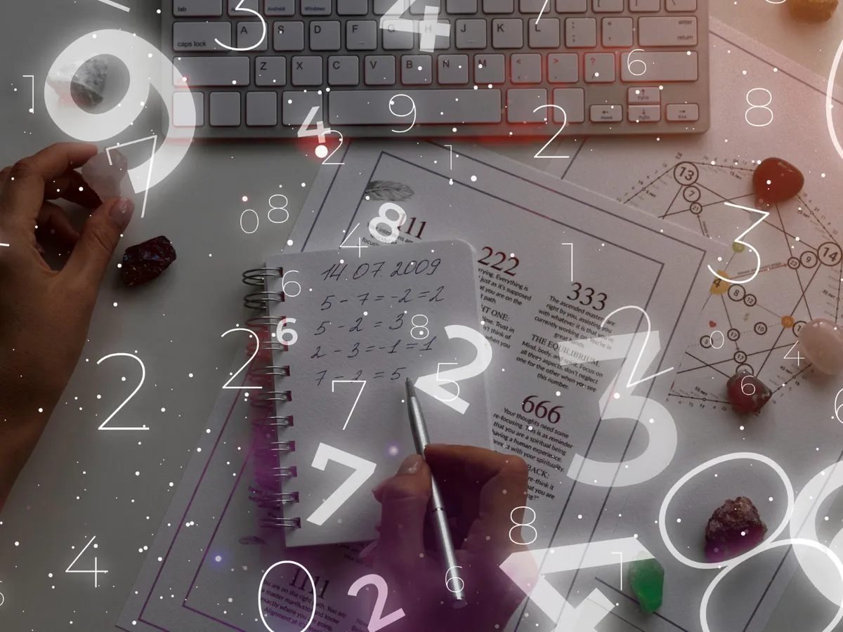 Horoscop decembrie - Foto: Freepik