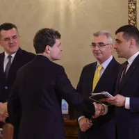 Președintele Nicușor Dan și George Simion - Foto: INQUAM PHOTOS / Octav Ganea