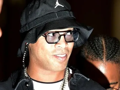 De necrezut! Ce au putut să-i propună oamenii marelui Ronaldinho unui fotograf român. Imaginile surprinse la Iași