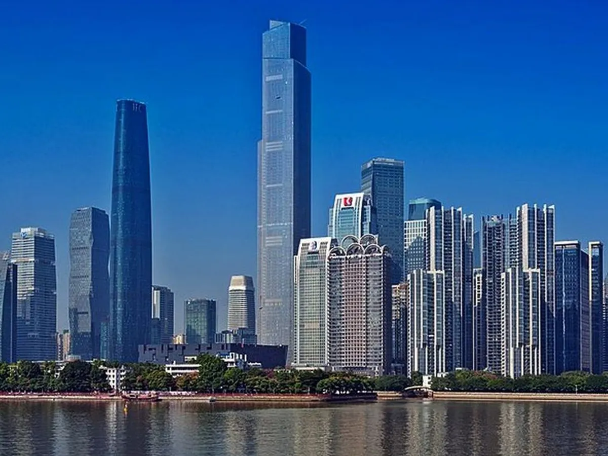 Centrul de bussines din oraşul chinez Guangzhou .- Foto: Wikimedi/xiquinhosilva/CC BY 2.0