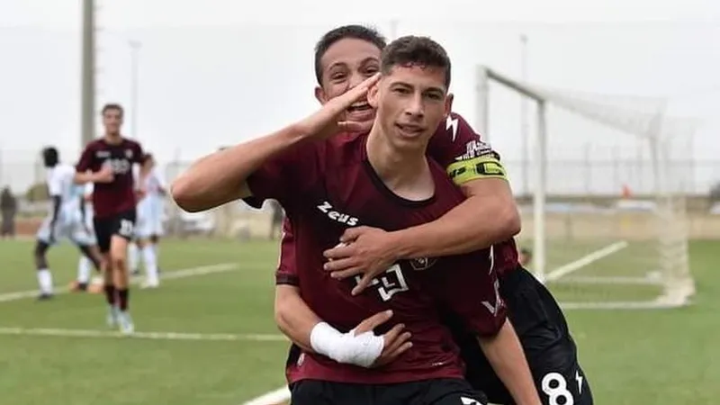 Noua bijuterie a fotbalului românesc - Foto: X/ Alex Scout