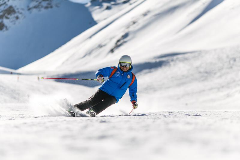 Jumping jack Abrasive ambulance Decizia guvernului îi afectează pe cei care merg la ski. Amenzi exorbitante  dacă nu ai echipament | Newsweek Romania