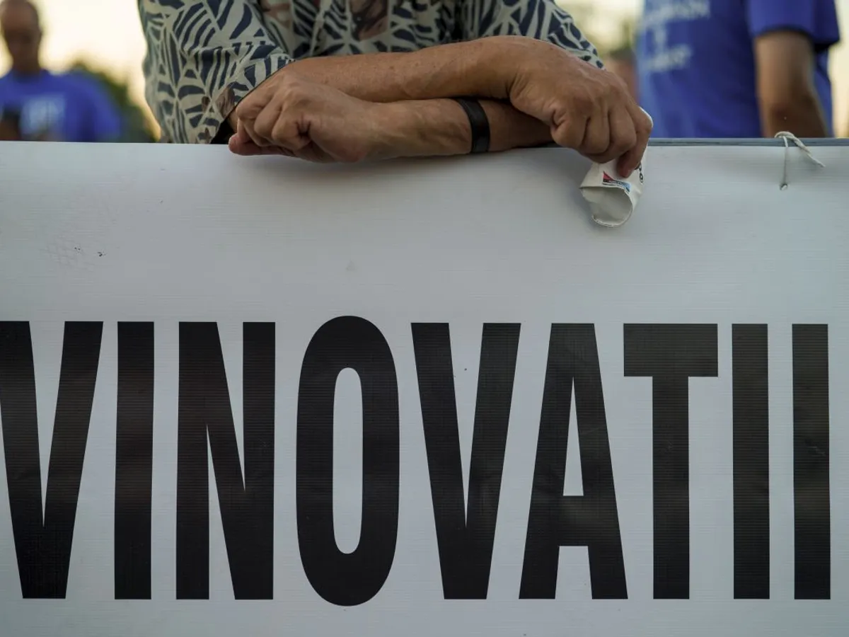 Protest al ONG-ului Corupţia Ucide, privind trenarea Dosarului 10 august - Foto: INQUAM PHOTOS/Tudor Pană