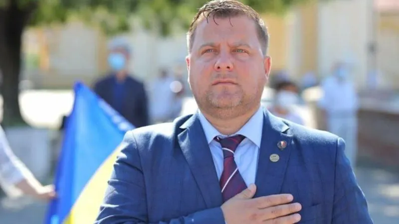 Fost primar, actual deputat, trimis în judecată de DNA. Și-a pus angajații să-i lucreze la case - Foto: Arhivă/ Imagine cu caracter ilustrativ