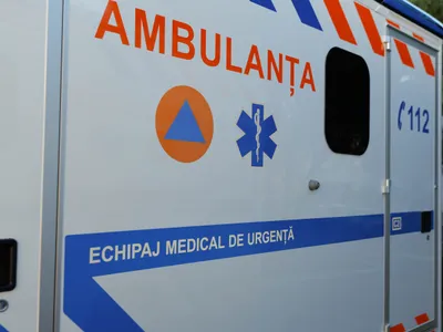 Ambulanță - FOTO Inquam Photos / Dana Coțovanu