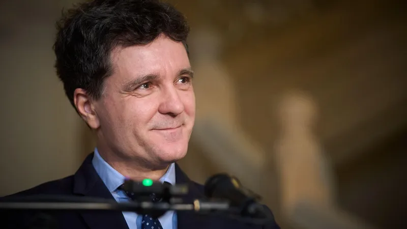 Nicușor Dan: Pentru moment, această coaliţie ţine. Asta este evaluarea mea - Foto: Profimedia Images
