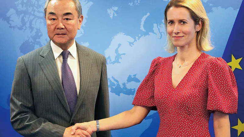 Dincolo de poza oficială: ministrul chinez de Externe, Wang Yi, i-a spus șefei diplomației europene, Kaja Kallas, că Beijingul nu va permite ca Rusia să piardă războiul