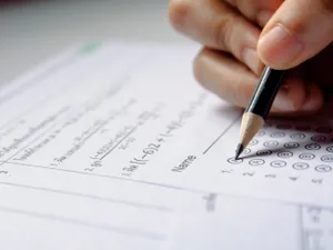 Astăzi se afișează rezultatele la Evaluarea Națională. La ce ora se afișează notele? Foto: Freepik (fotografie cu caracter ilustrativ)