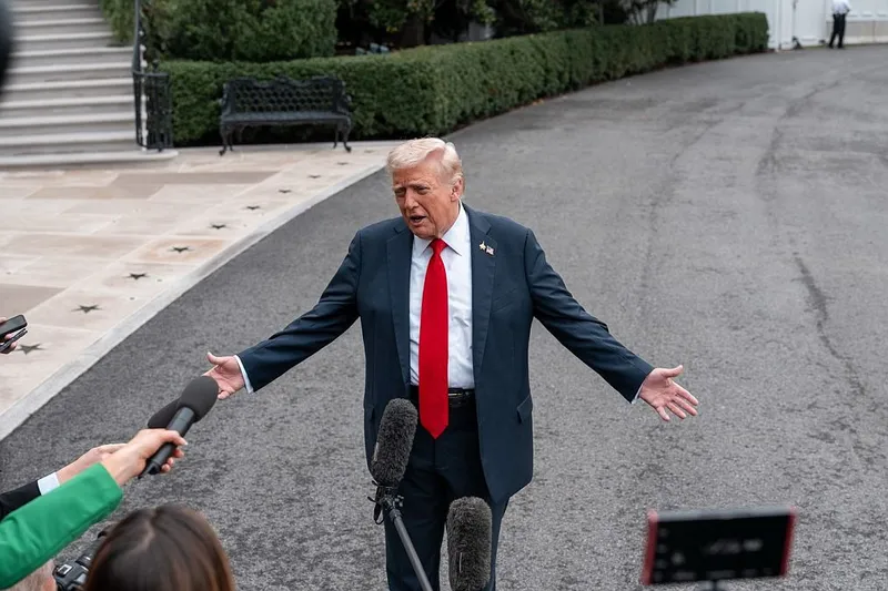 Donald Trump pleacă de la Casa Albă, pentru o vizită-fulger la Quantico - Foto: Profimedia Images