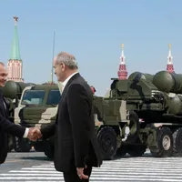 Mișcarea Rusiei care va enerva Israelul. Moscova blindează cerul Iranului care se pregătește de atac - Foto: Profimedia images