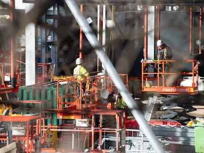 Nou centru de date în construcţie în Slough, Berkshire - Foto: Profimedia Images