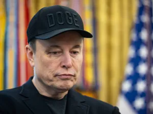 Miliardarul excentric Elon Musk, vânăt și cu ochiul drept umflat. Cine l-a bătut? - Foto: Profimedia Images