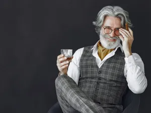 S-a decis noua formulă de recalculare a pensiilor speciale. Încă vom avea pensii de peste 20.000 lei - Foto: Freepik (Imagine cu rol ilustrativ)