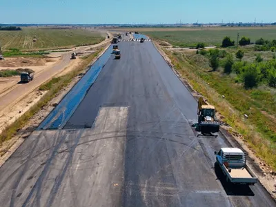Mitul chinezilor rapizi și harnici, spulberat în România. Întârzieri majore pentru gigantul CCECC la lotul 3 al Autostrăzii A0 Nord