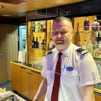 Salariul unui român, șef pe un vas de croazieră. „Câștig cât un director de bancă din România” - Foto: actu.fr