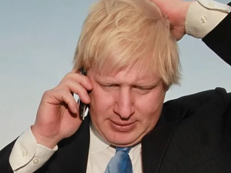 Numărul de telefon mobil personal al lui Boris Johnson, disponibil pe internet de 15 ani. Foto Getty Images