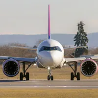Wizz Air va reloca o parte din zborurile din România. Ce a anunțat compania aeriană? Foto: Freepik (fotografie cu caracter ilustrativ)