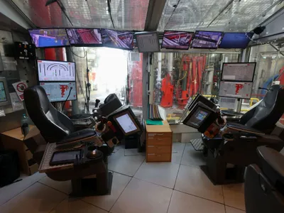 Imagine de interior de pe platforma de foraj Neptun Deep, gestionată de un consorţiu Romgaz - OMV Petrom - Foto: INQUAM PHOTOS/George Călin