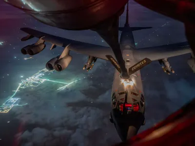 Bombardierul B-52H Stratofortress ale Forțelor Aeriene ale SUA în cadrul operațiunii „Epic Fury” - Foto: Profimedia images