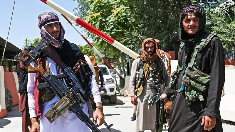 Preluarea puterii de către talibani în Afganistan, ocazie de reafirmare pentru Iran și Turcia. / Foto: bbc.com