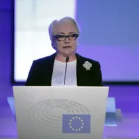 Dăncilă a vorbit despre „combaterea Holocaustului” la la ceremonia dedicată Zilei Internaționale de Comemorare a Victimelor Holocaustului