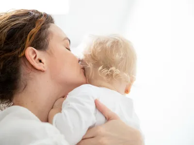 Mamă și copil - Foto: Freepik (Imagine cu rol ilustrativ)