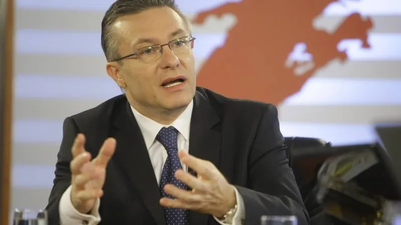 Diaconescu: Gruparea condusă de Eugen Tomac a încercat în mod abuziv preluarea conducerii PMP/FOTO: Facebook/Cristian Diaconescu
