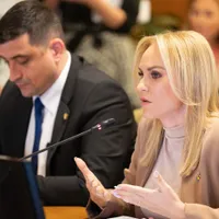 Gabriel Firea - Foto: Facebook/ Gabriela Firea