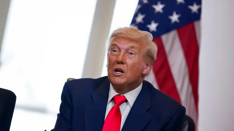 Trump Foto: Shutterstock (rol ilustrativ)