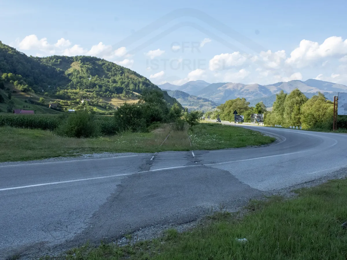 Povestea unei căi ferate din România inaugurată cu 119 ani în urmă, reabilitată acum 10 și apoi „asfaltată”