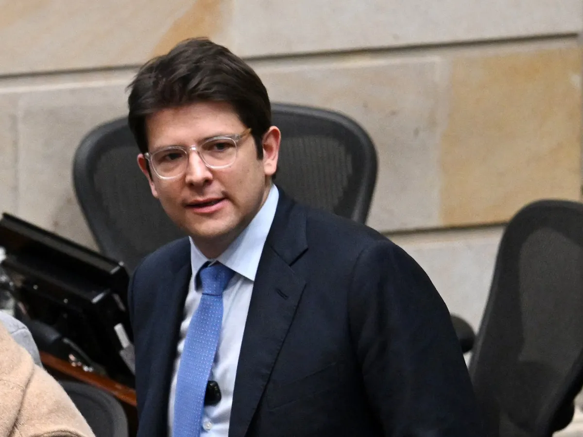 Senatorul conservator Miguel Uribe, candidat la președinția Columbiei la alegerile din mai 2026, este în stare critică după ce a fost împușcat în cap sâmbătă, la Bogota Foto: profimediaimages.ro