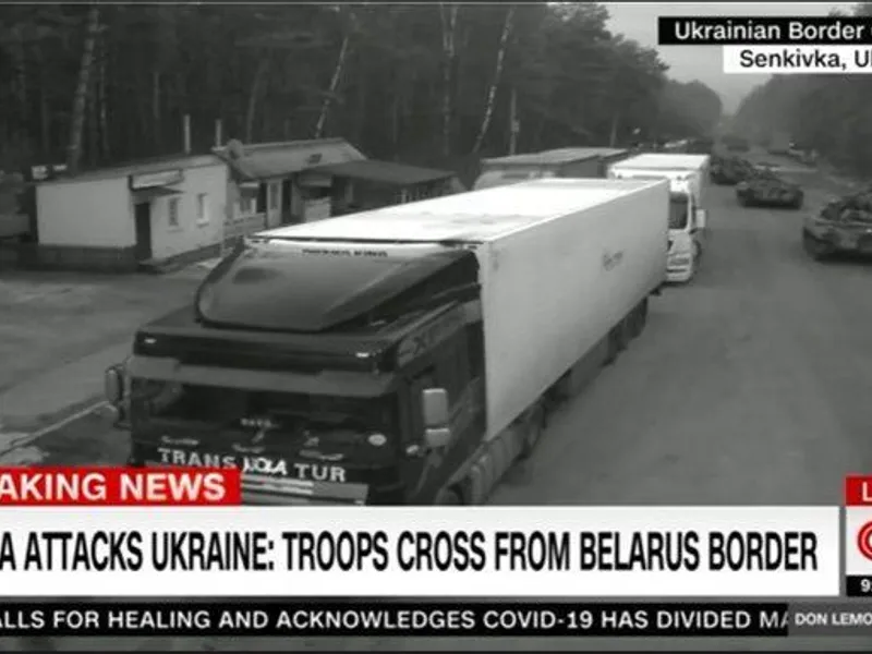 Rusia atacă din toate părțile: Trupe şi vehicule militare, filmate trecând din Belarus în Ucraina/FOTO: cnn.com