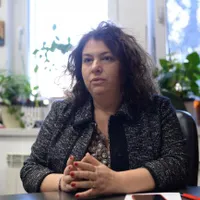 Managerul de la Fundeni, Carmen Orban, comunică lemnos/FOTO: icfundeni.ro