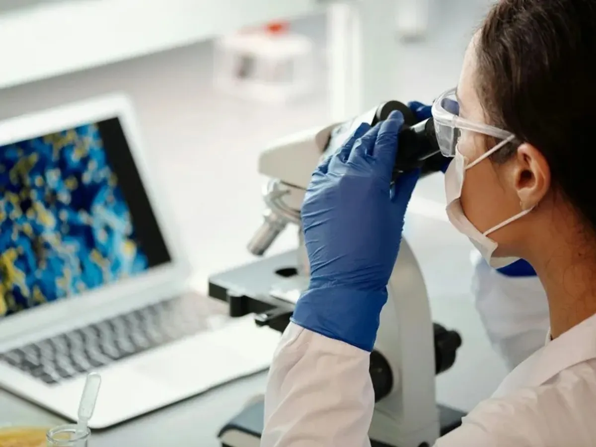O nouă pistă, în lupta cu cancerul. Cercetătorii au descoperit un nou mecanism molecular asociat tumorilor