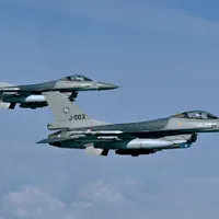 „Cocktail-ul” cu care Putin e învins: avioane F-16 cu rachete SUA, drone de spionaj, sisteme Patriot - Foto: Profimedia Images (imagine cu caracter ilustrativ)