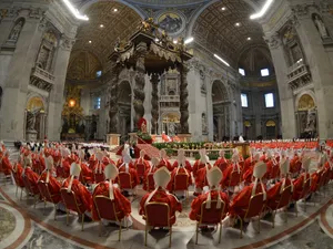 Cardinalii romano-catolici vor ţine un conclav pentru a-l alege pe cel de-al 267-lea pontif foto: Pinterest (fotografie cu caracter ilustrativ)