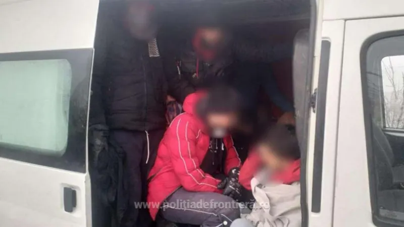 Ce s-a întâmplat cu un român care transporta 11 migranți cu Jeep-ul prin Bulgaria - Foto: Poliția de Frontieră/ Imagine cu caracter ilustrativ