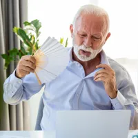 foto: Pensionarii ar putea primi bani în plus la pensie chiar dacă sunt luate măsuri de austeritateSursa: Freepik