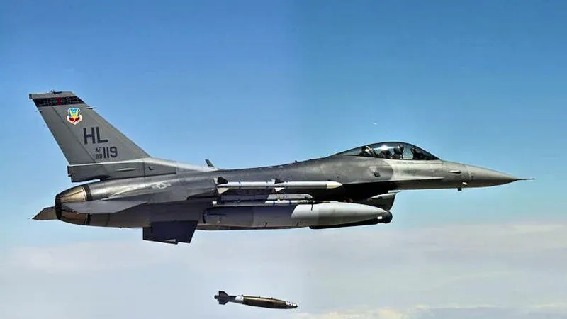 Cursa înarmării în Balcani: Croația și Bulgaria își ia F-16, România cumpără F-35, Serbia - Rafale - Foto: Profimedia Images